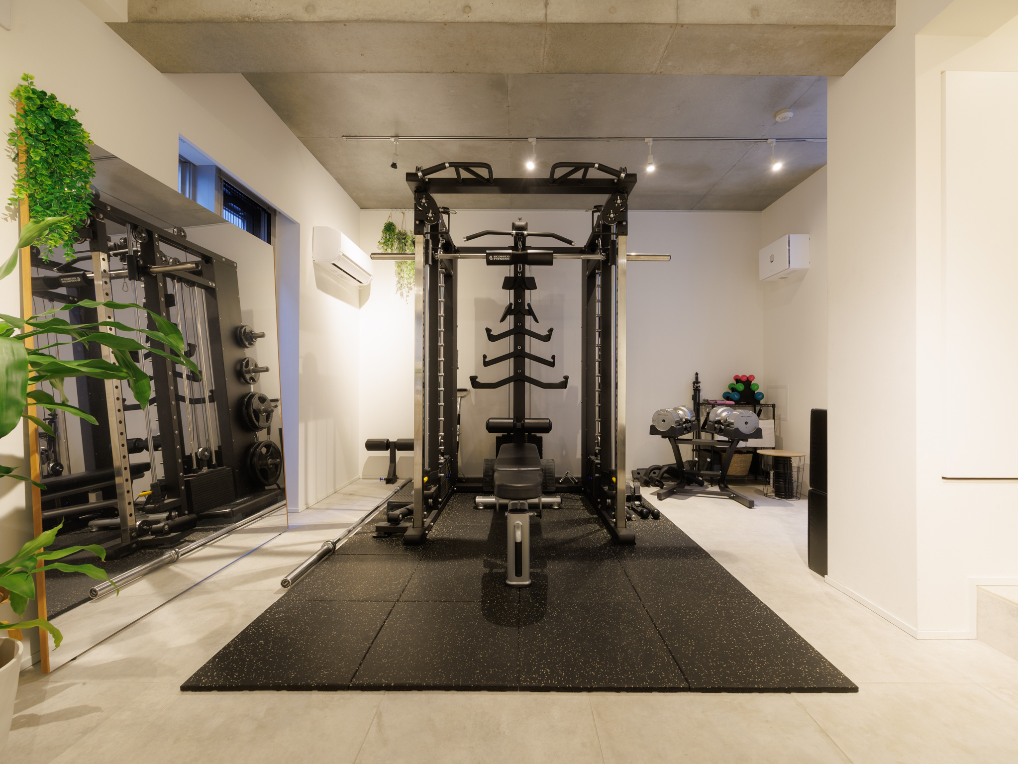 三鷹台店 トレーニングエリア